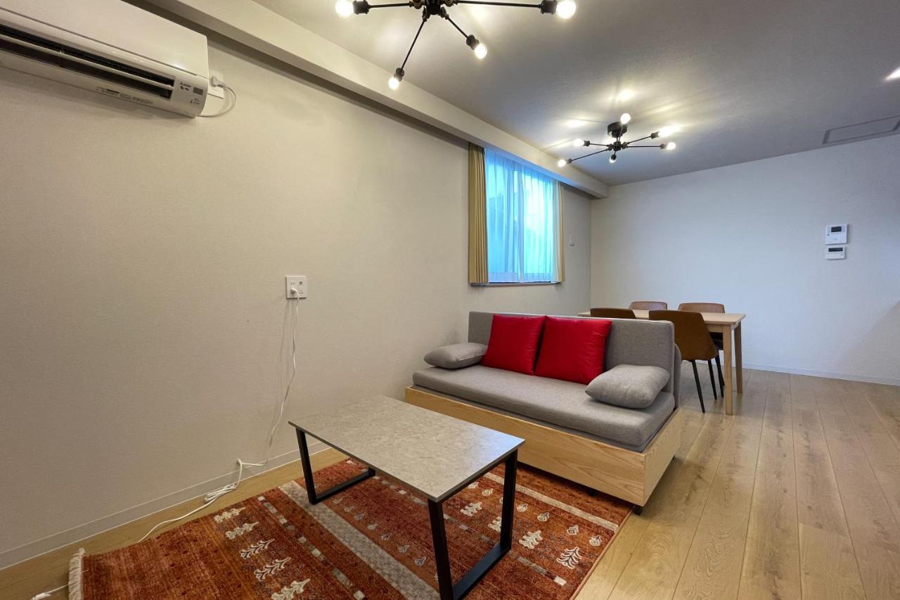 Seed Tanimachi 6-chome Apartment